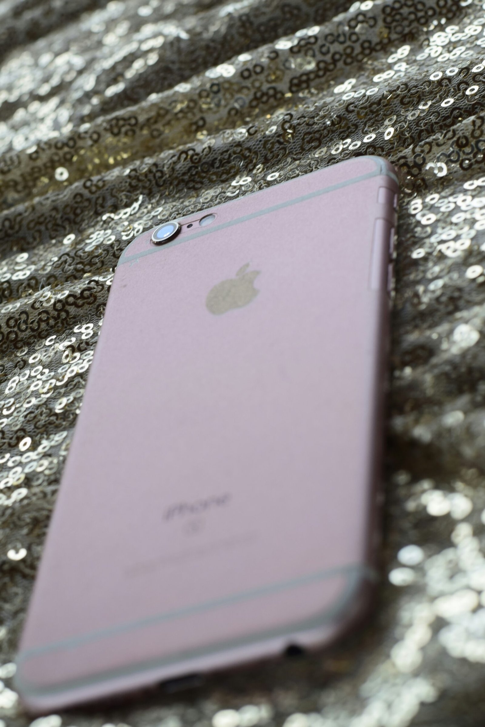 The Rise and Fall of Vertu: Luxury Redefined and Disrupted