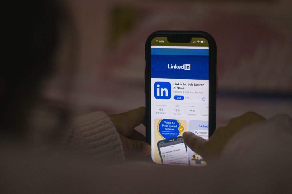 BrowserGate: How LinkedIn Tracks You Even After You Delete Your Account